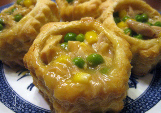 chicken stew in puff pastry cups