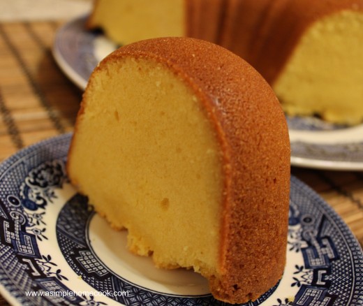 Cold oven pound cake