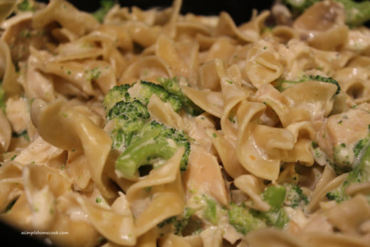 crockpot-chicken-brocolli-noodles
