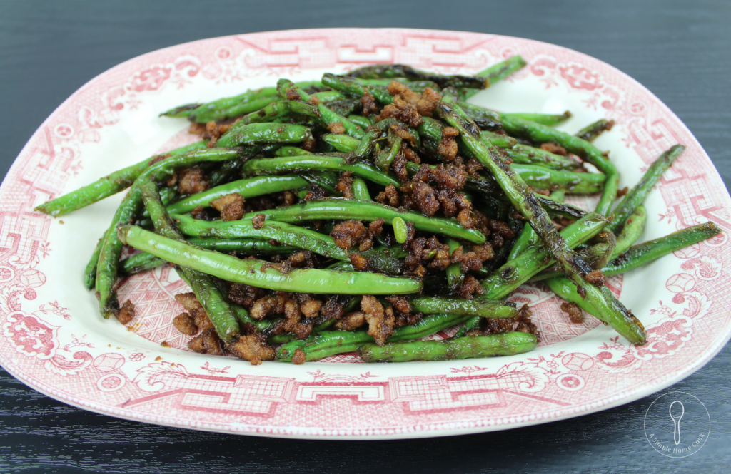 Sichuan-green-beans-on-plate